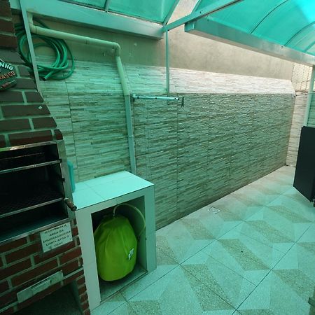 Alugo Apartamento Na Praia Cocanha Caraguatatuba Kültér fotó
