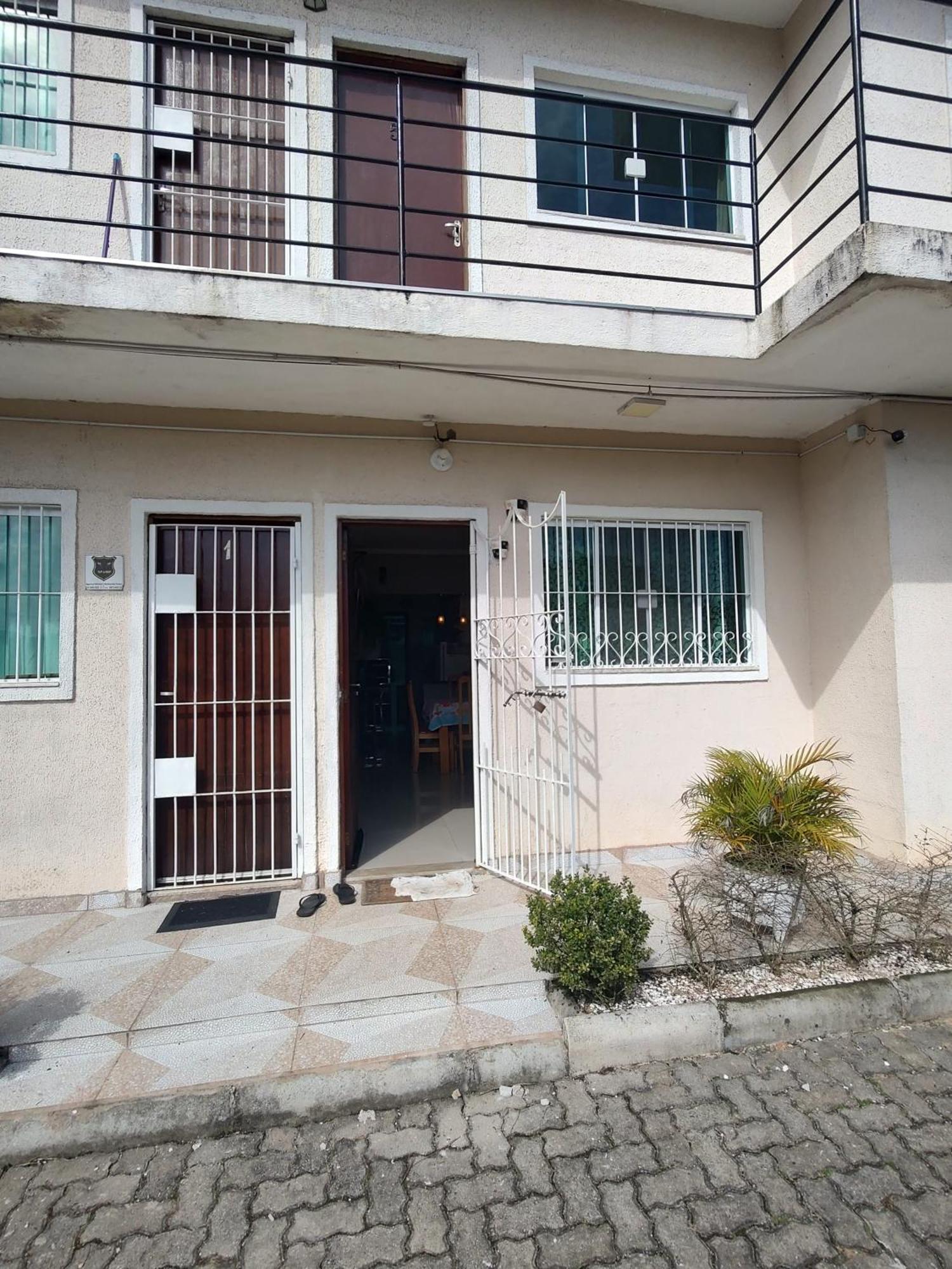 Alugo Apartamento Na Praia Cocanha Caraguatatuba Kültér fotó